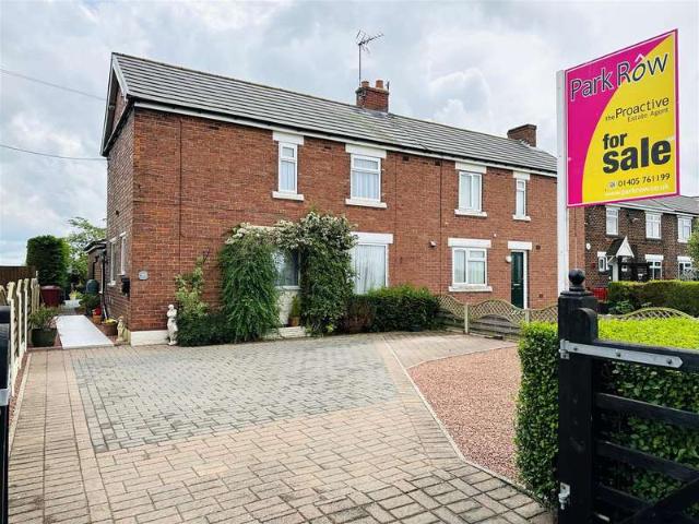 4 Bedroom Semi Detached House