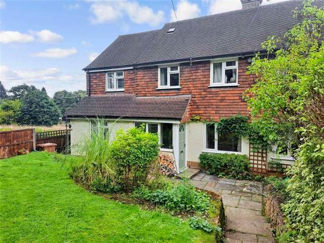 4 Bedroom Semi Detached House