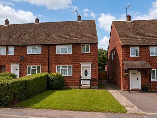4 Bedroom Semi Detached House To Rent In Mayors Croft, Coventry, CV4