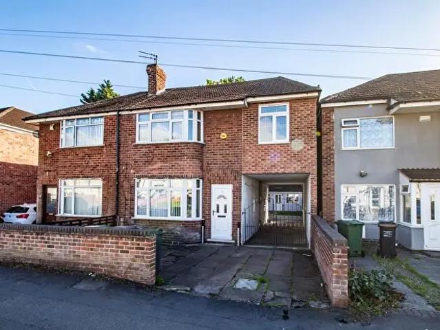 4 Bedroom Semi Detached House To Rent In Belton Road, Loughborough, LE11