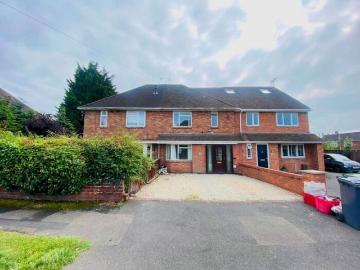 4 Bedroom Semi Detached House To Rent In Edmondscote Road, Leamington Spa, CV32