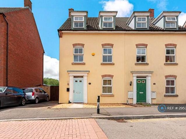 4 Bedroom Semi Detached House To Rent In Longacres, Bridgend, CF31