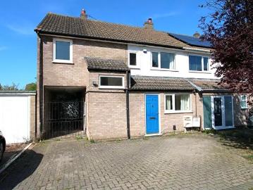 4 Bedroom Semi Detached House To Rent In Loweswater Drive, Loughborough, Leicestershire, LE11