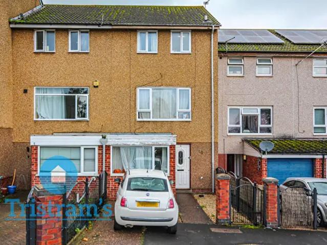 4 Bedroom Semi Detached House To Rent In Palmerston Gardens, City Centre, NG3