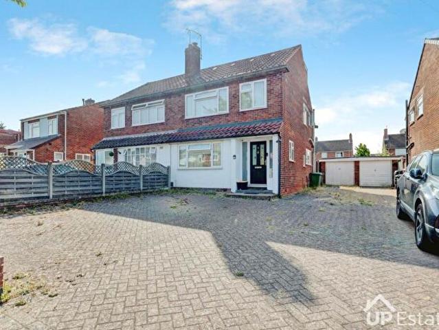 4 Bedroom Semi Detached House To Rent In Percy Road, Kenilworth, CV8