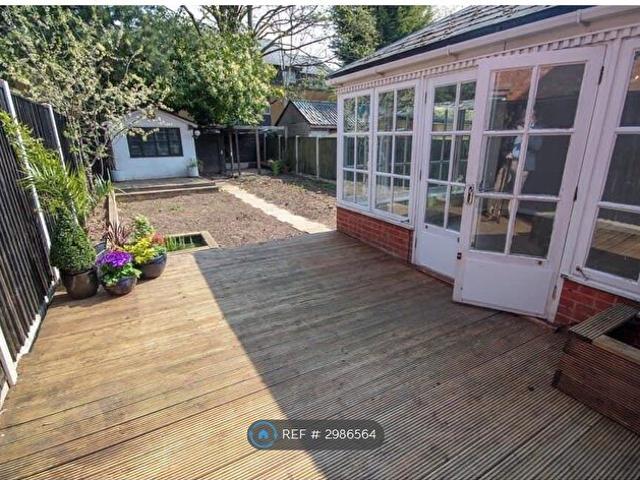 4 Bedroom Semi Detached House To Rent In Rowditch Avenue, Derby, DE22
