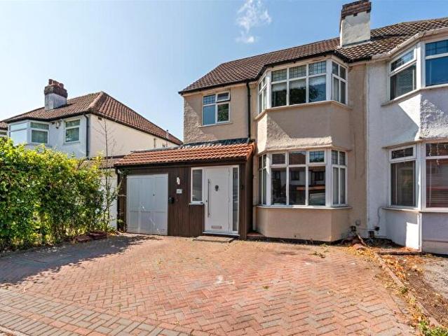 4 Bedroom Semi Detached House To Rent In Stanway Road, Shirley, Solihull, B90