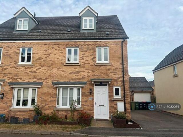 4 Bedroom Semi Detached House To Rent In Temple Crescent, Milton Keynes, MK4