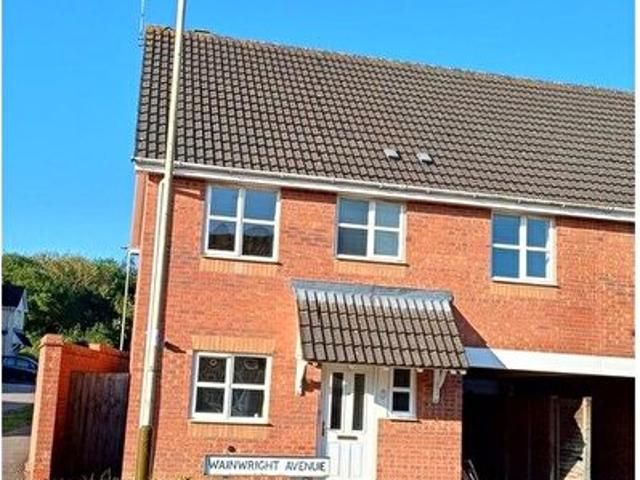 4 Bedroom Semi Detached House To Rent In Wainwright Avenue, Hamilton, Leicester, LE5