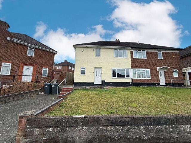4 Bedroom Semi Detached House To Rent In Whittington Oval, Birmingham, B33