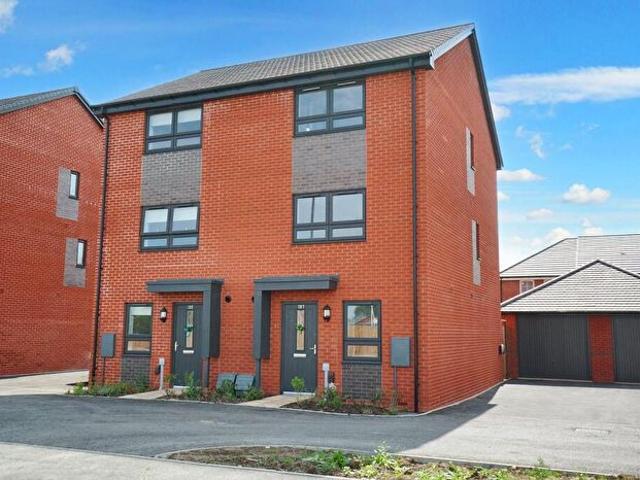 4 Bedroom Semi Detached House To Rent In White Lias Way, Upper Lighthorne, Leamington Spa, Warwickshire, CV33