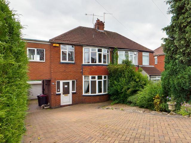 4 bedroom semi detached house to rent