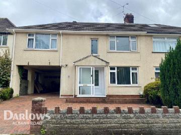 4 bedroom semi detached house to rent