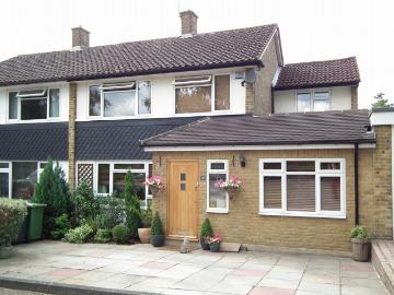 4 bedroom semi detached house to rent