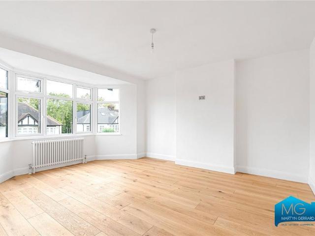 4 bedroom semi detached house to rent