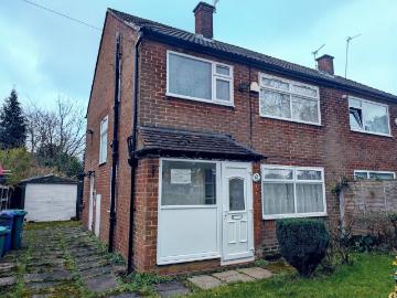 4 bedroom semi detached house to rent