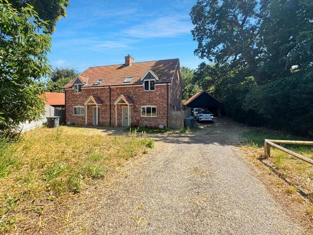 4 bedroom semi detached house to rent