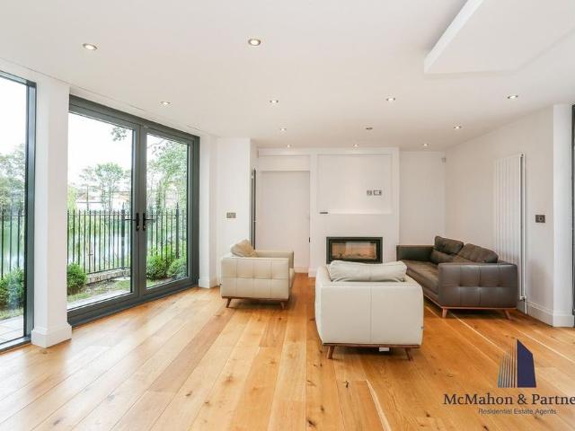 4 bedroom semi detached house to rent