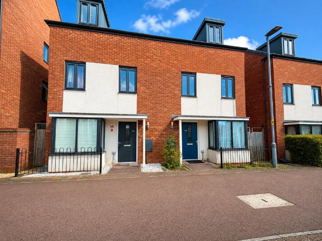 4 bedroom semi detached house to rent