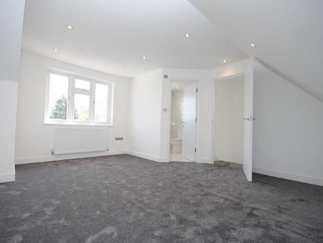 4 bedroom semi detached house to rent