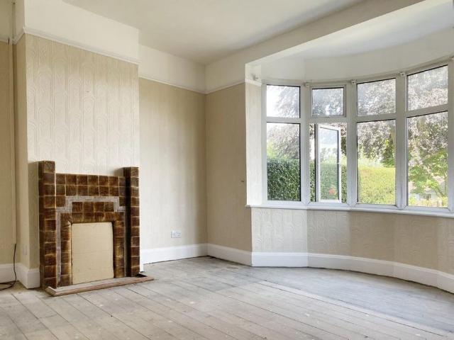 4 bedroom semi detached house to rent