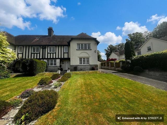 4 bedroom semi detached house to rent