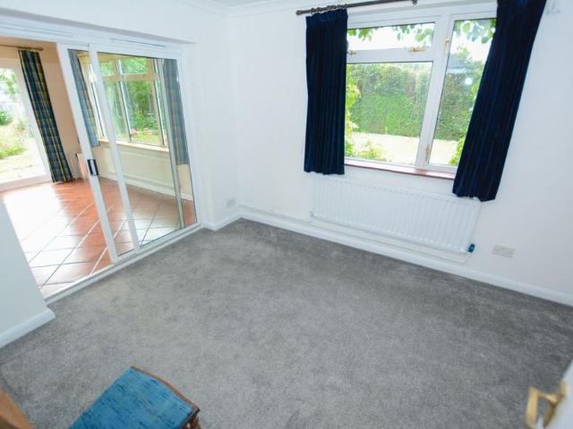 4 bedroom semi detached house to rent