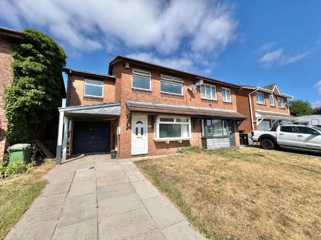 4 bedroom semi detached house to rent
