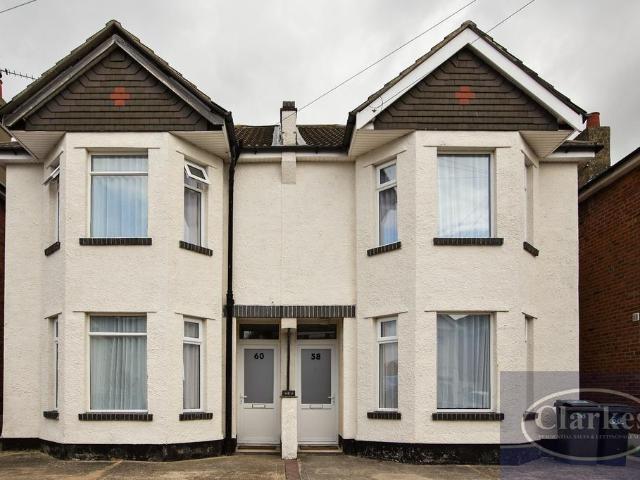 4 bedroom semi detached house to rent