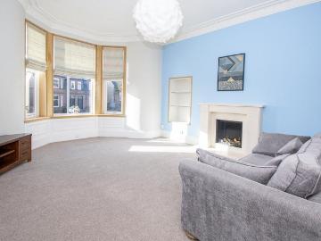 4 bedroom semi detached house to rent