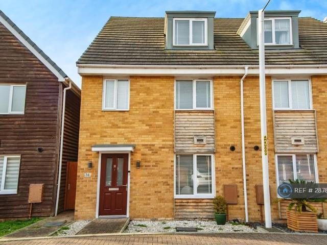 4 bedroom semi detached house to rent