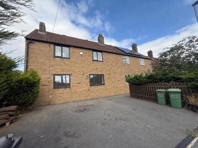 4 bedroom semi detached house to rent