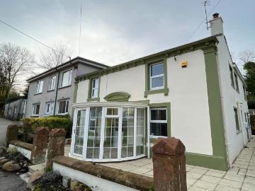 4 bedroom semi detached house to rent