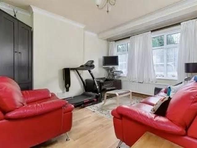 4 bedroom semi detached house to rent