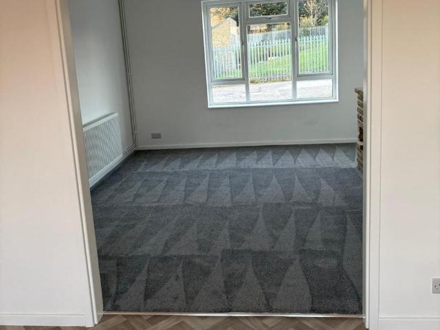 4 bedroom semi detached house to rent