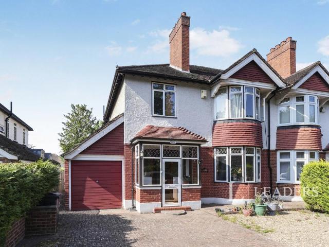 4 bedroom semi detached house to rent