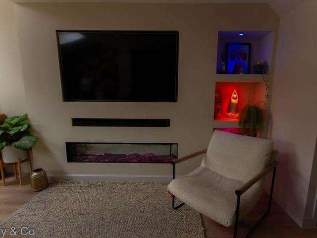 4 bedroom semi detached house to rent