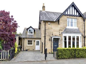 4 bedroom semi detached house to rent