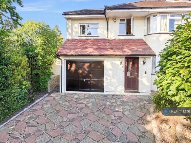 4 bedroom semi detached house to rent