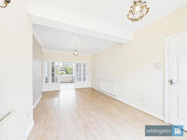 4 bedroom semi detached house to rent