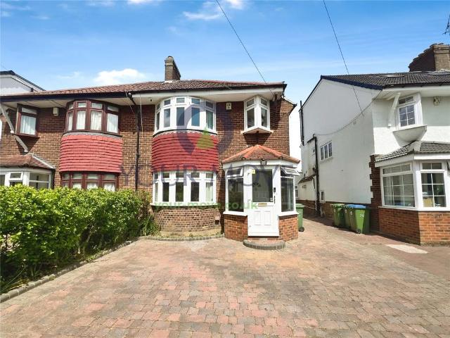 4 bedroom semi detached house to rent