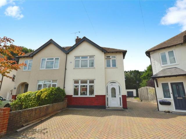 4 bedroom semi detached house to rent