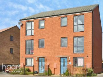 4 bedroom semi detached house to rent