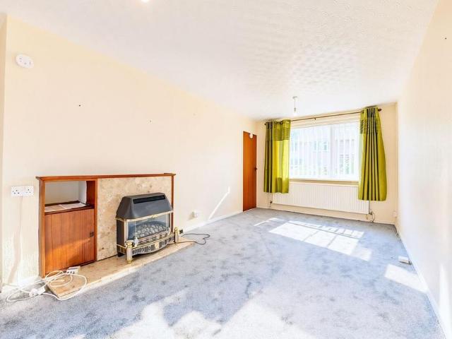 4 bedroom semi detached house to rent