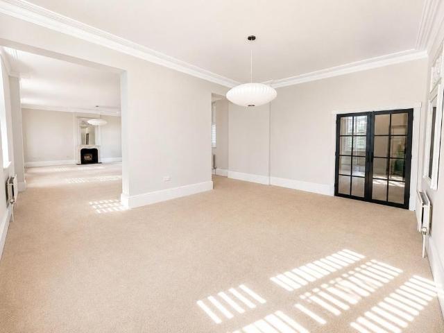4 bedroom semi detached house to rent