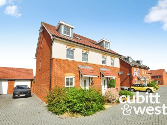 4 bedroom semi detached house to rent
