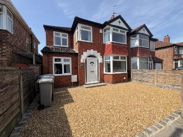 4 bedroom semi detached house to rent