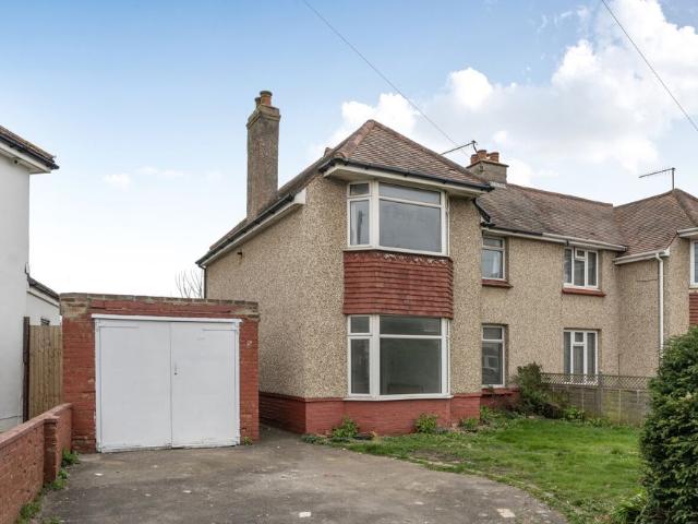 4 bedroom semi detached house to rent