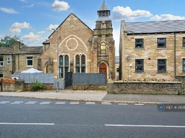 4 bedroom semi detached house to rent