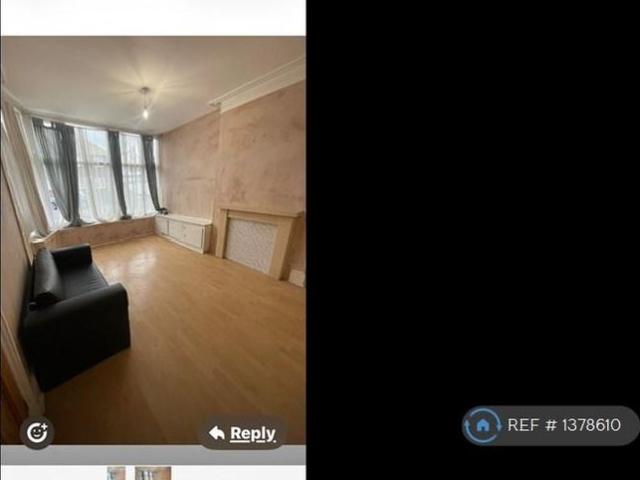 4 bedroom semi detached house to rent